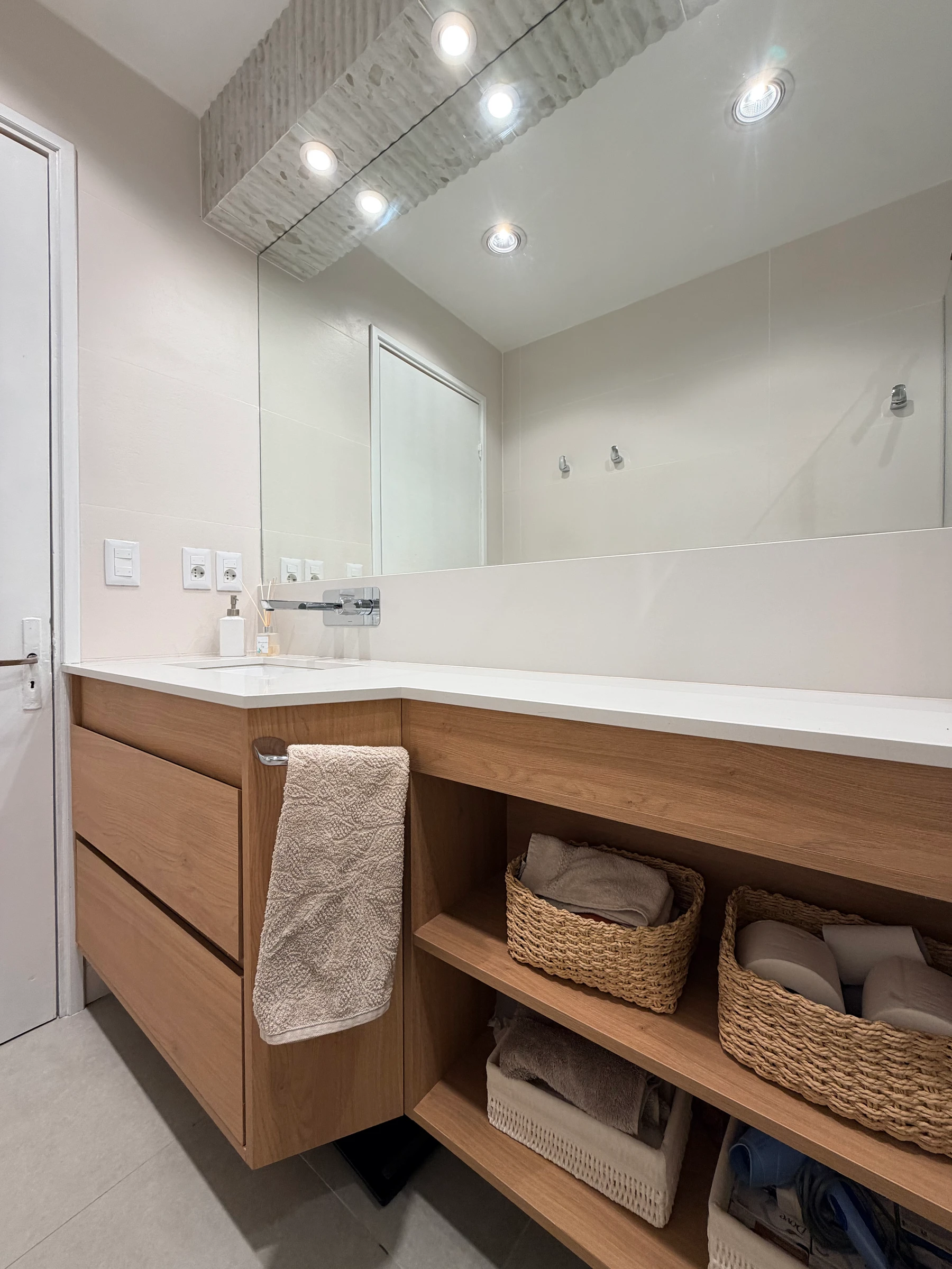 Baño Relieve — imagen 8