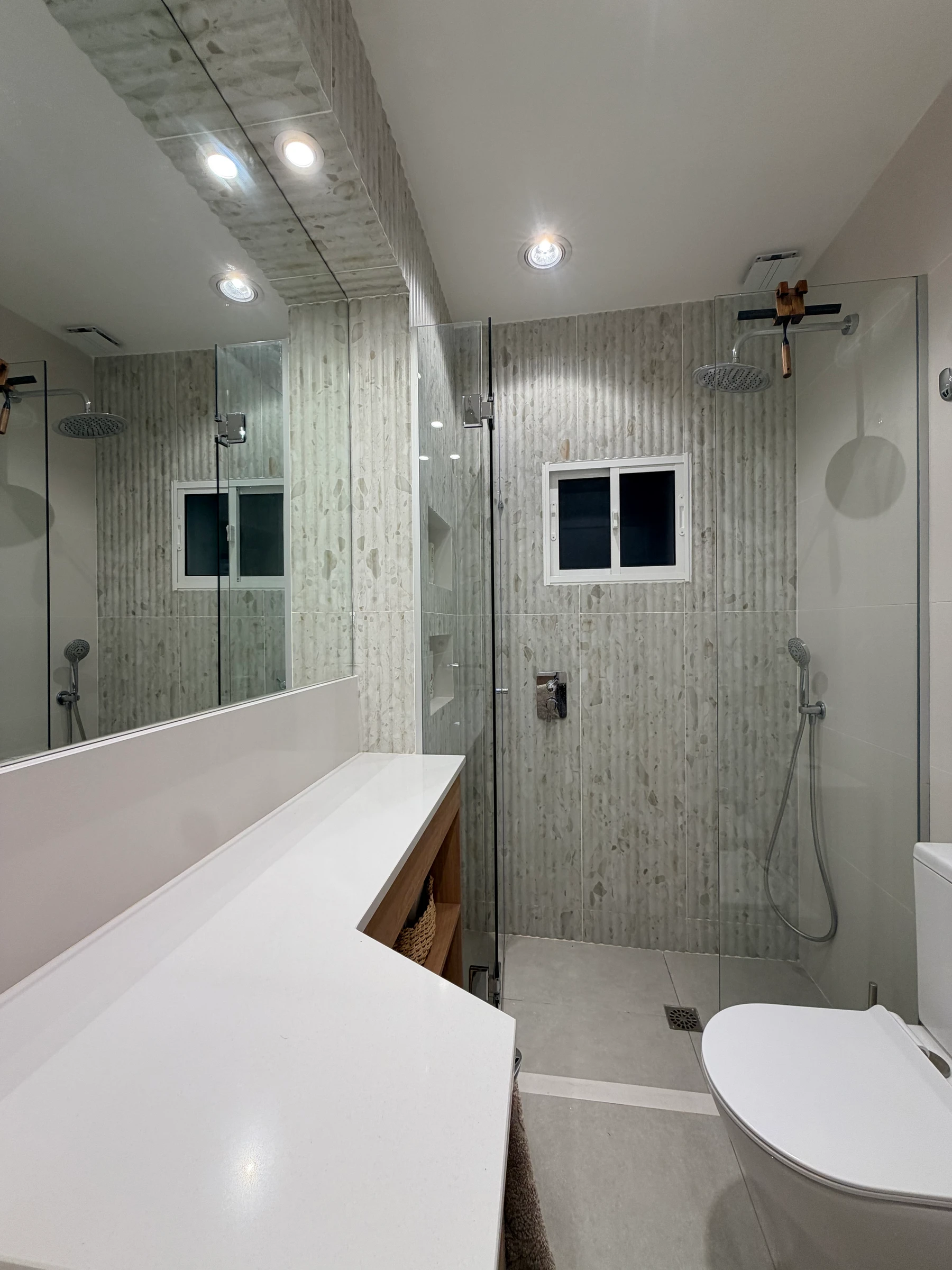 Baño Relieve — imagen 11