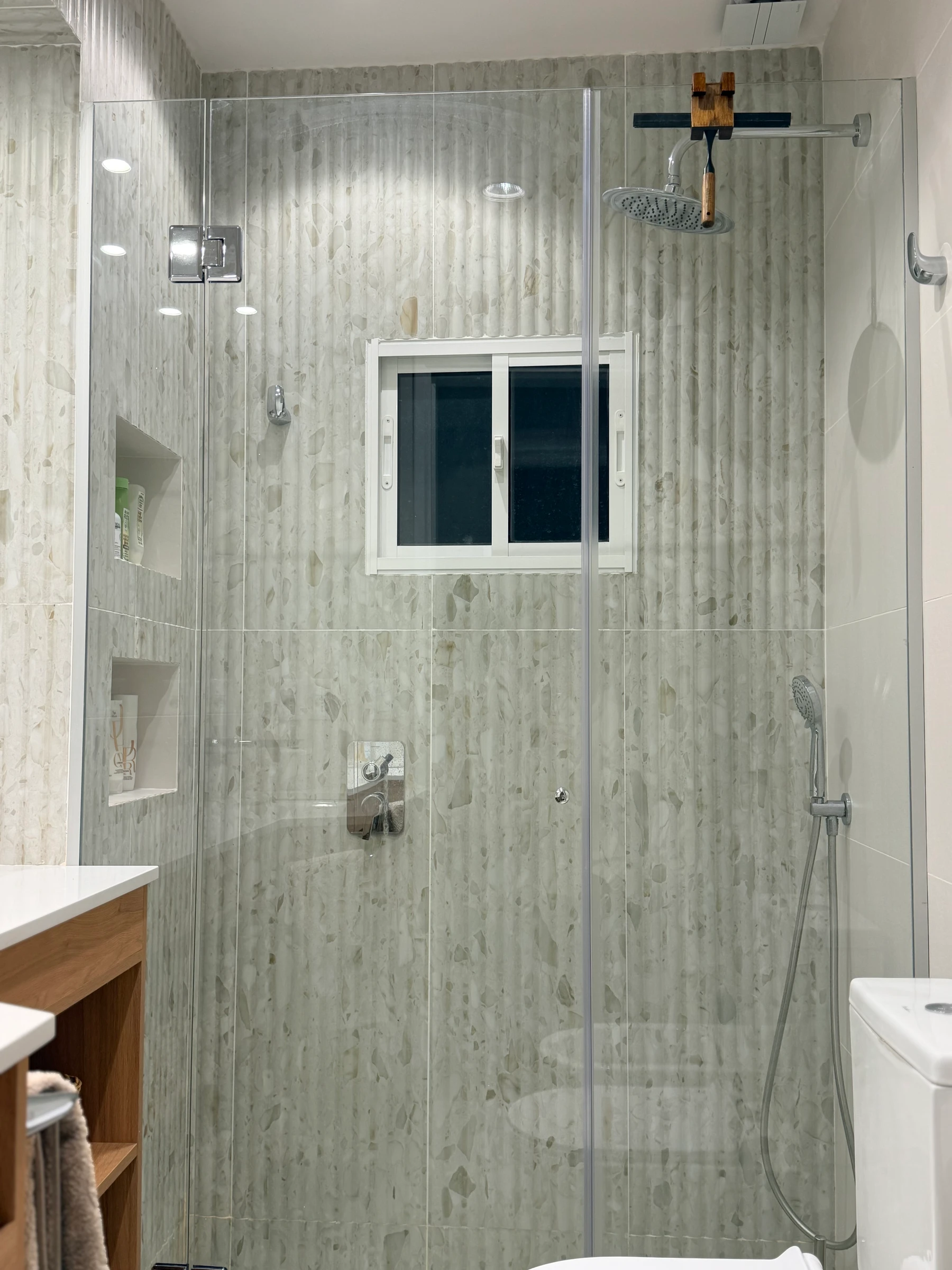 Baño Relieve — imagen 16