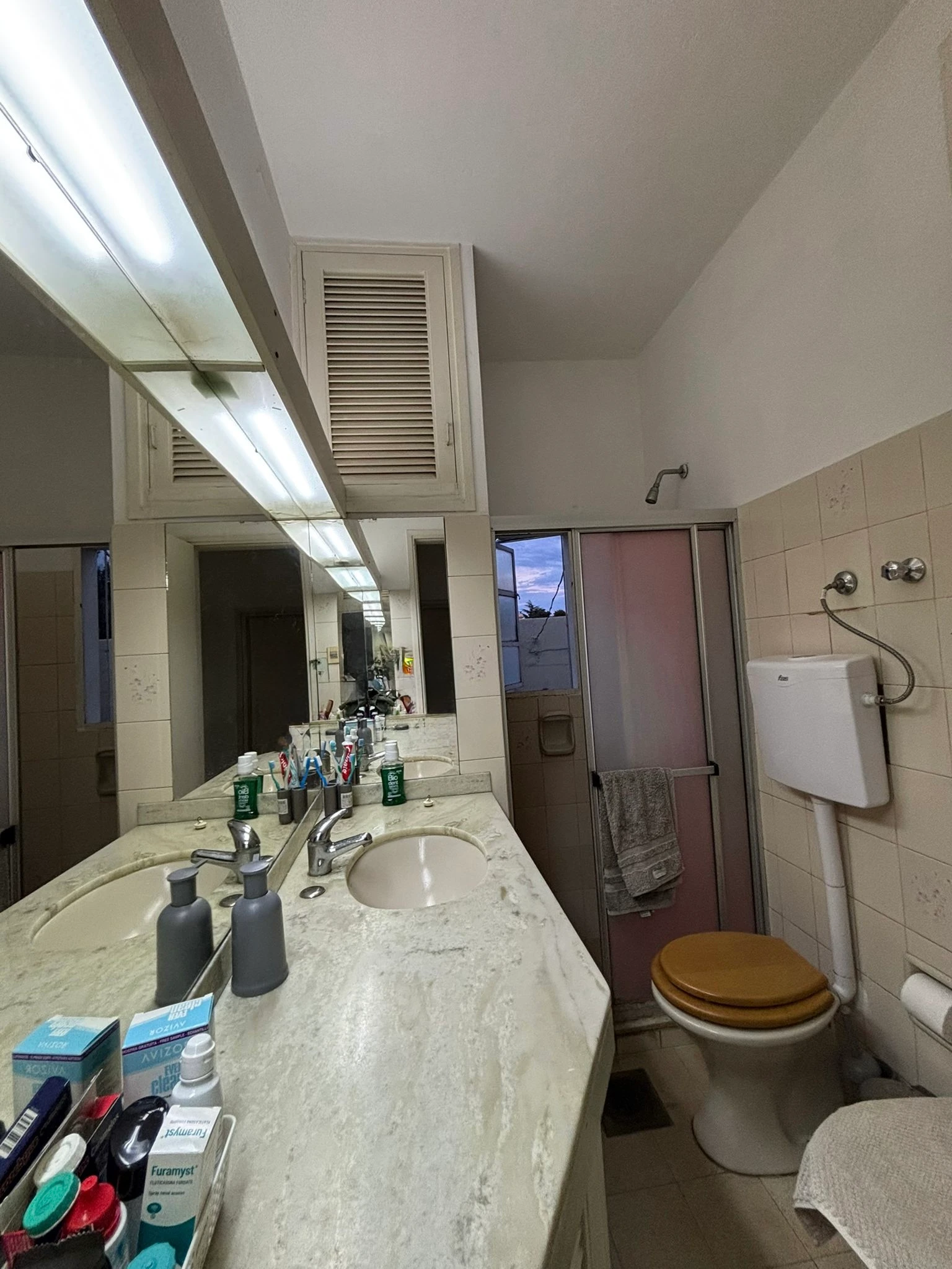 Baño Relieve — imagen 2