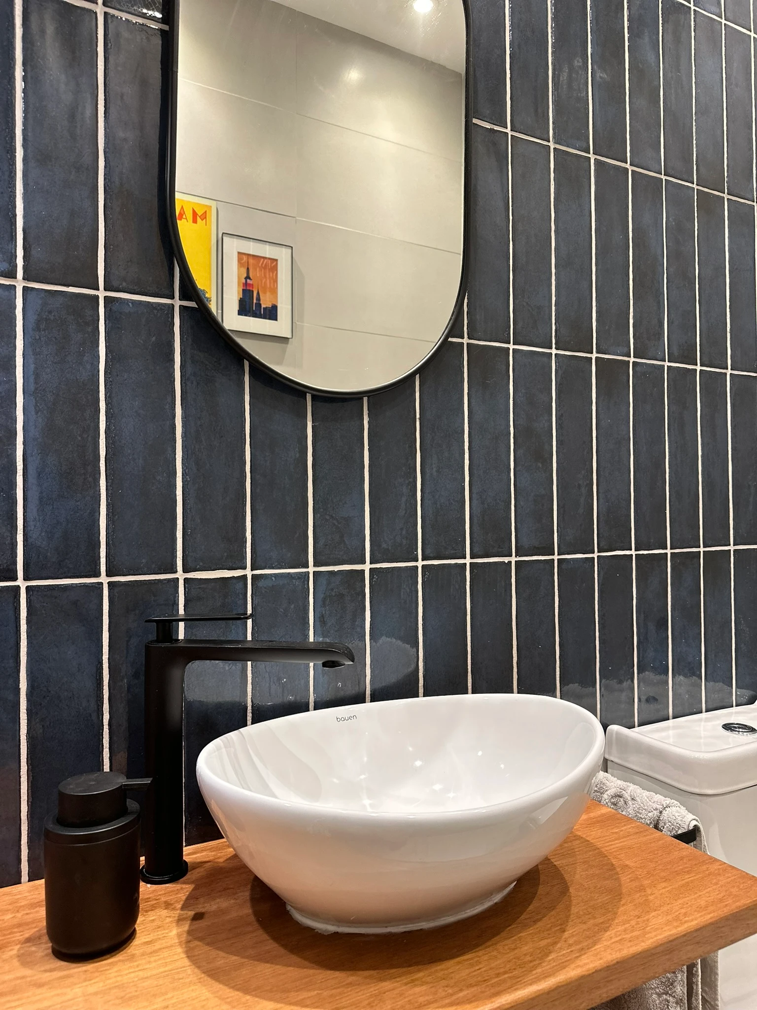 Baño Azul Profundo — imagen 2