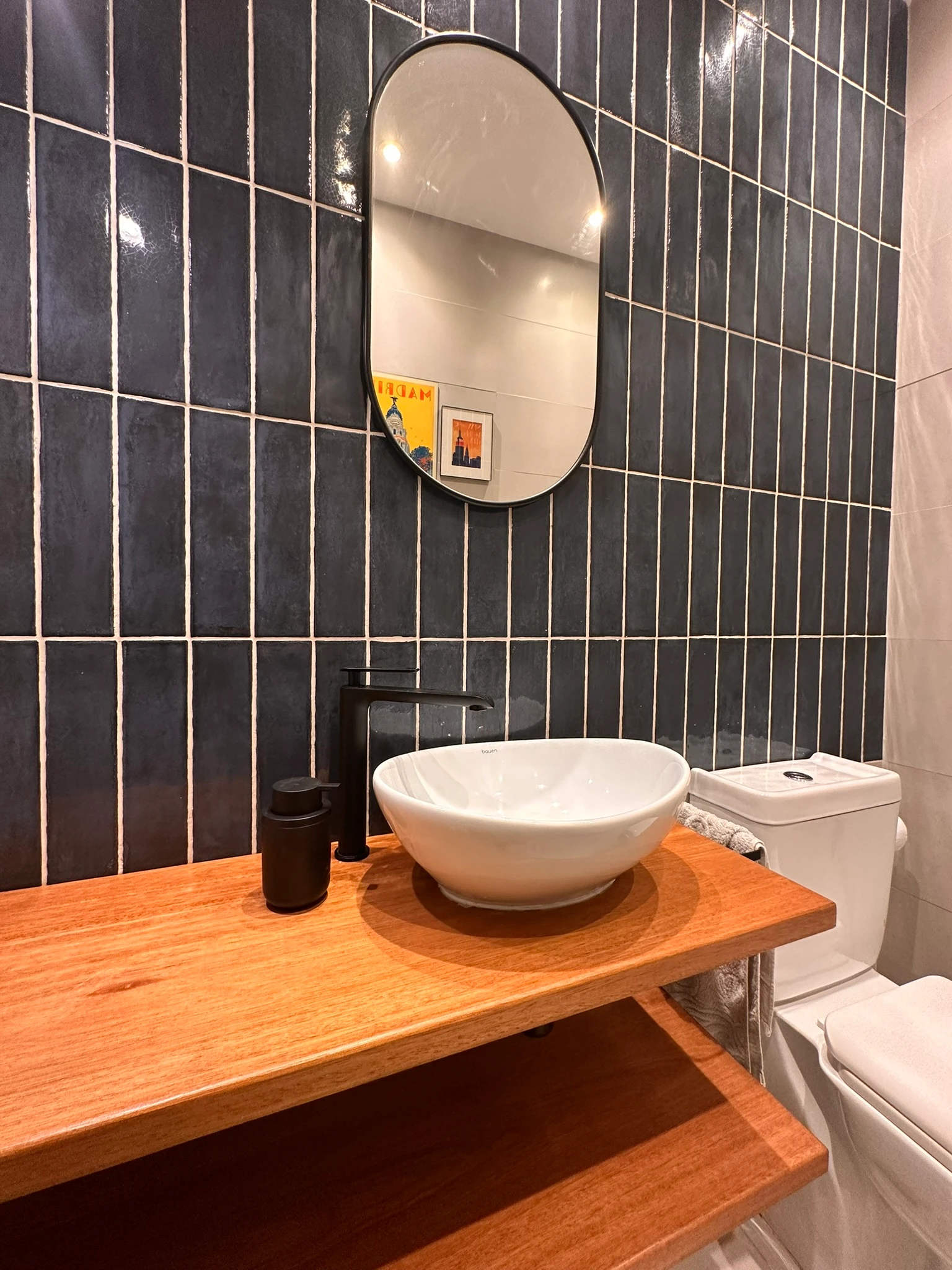 Baño Azul Profundo — imagen 8