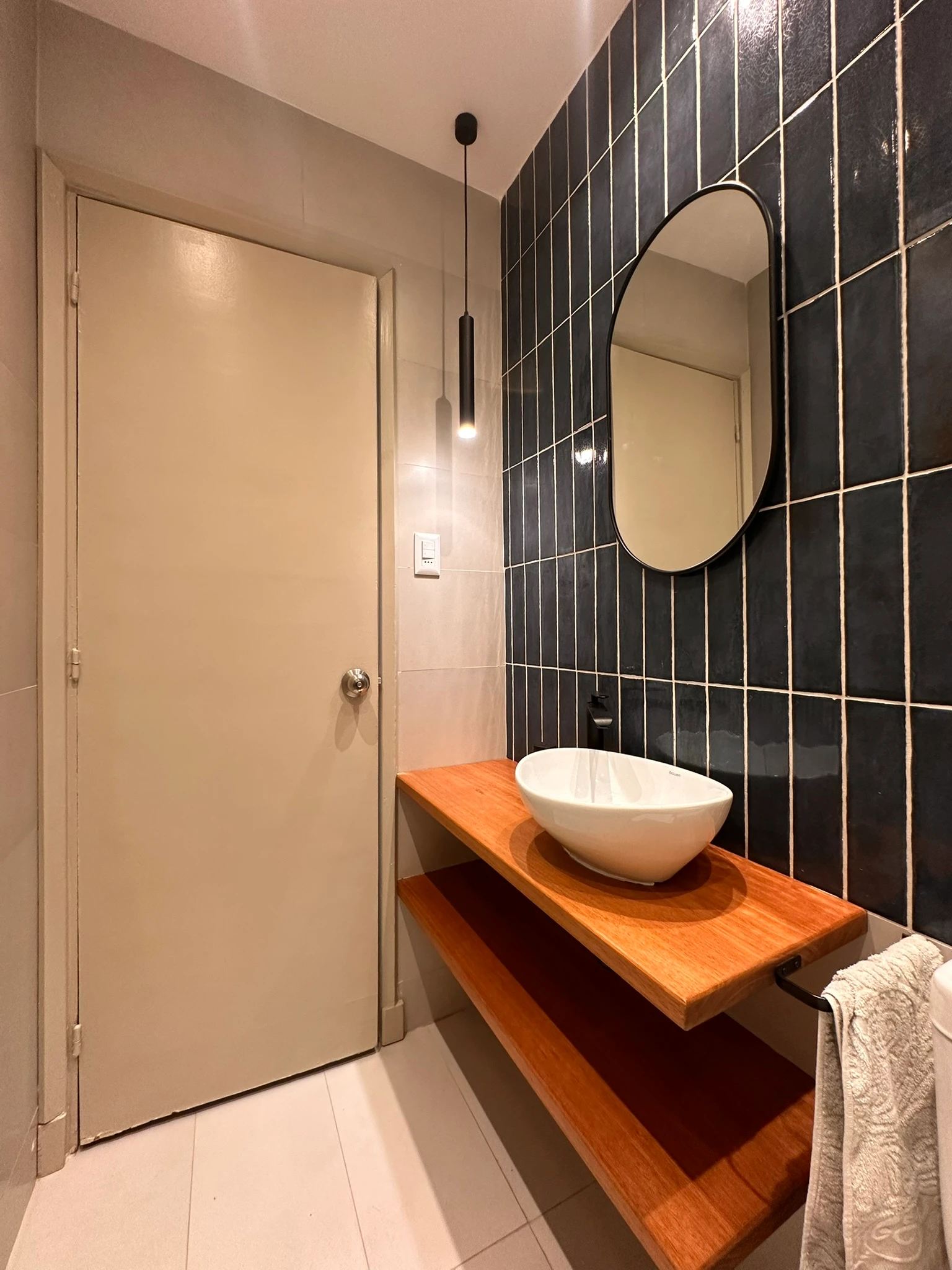 Baño Azul Profundo — imagen 9