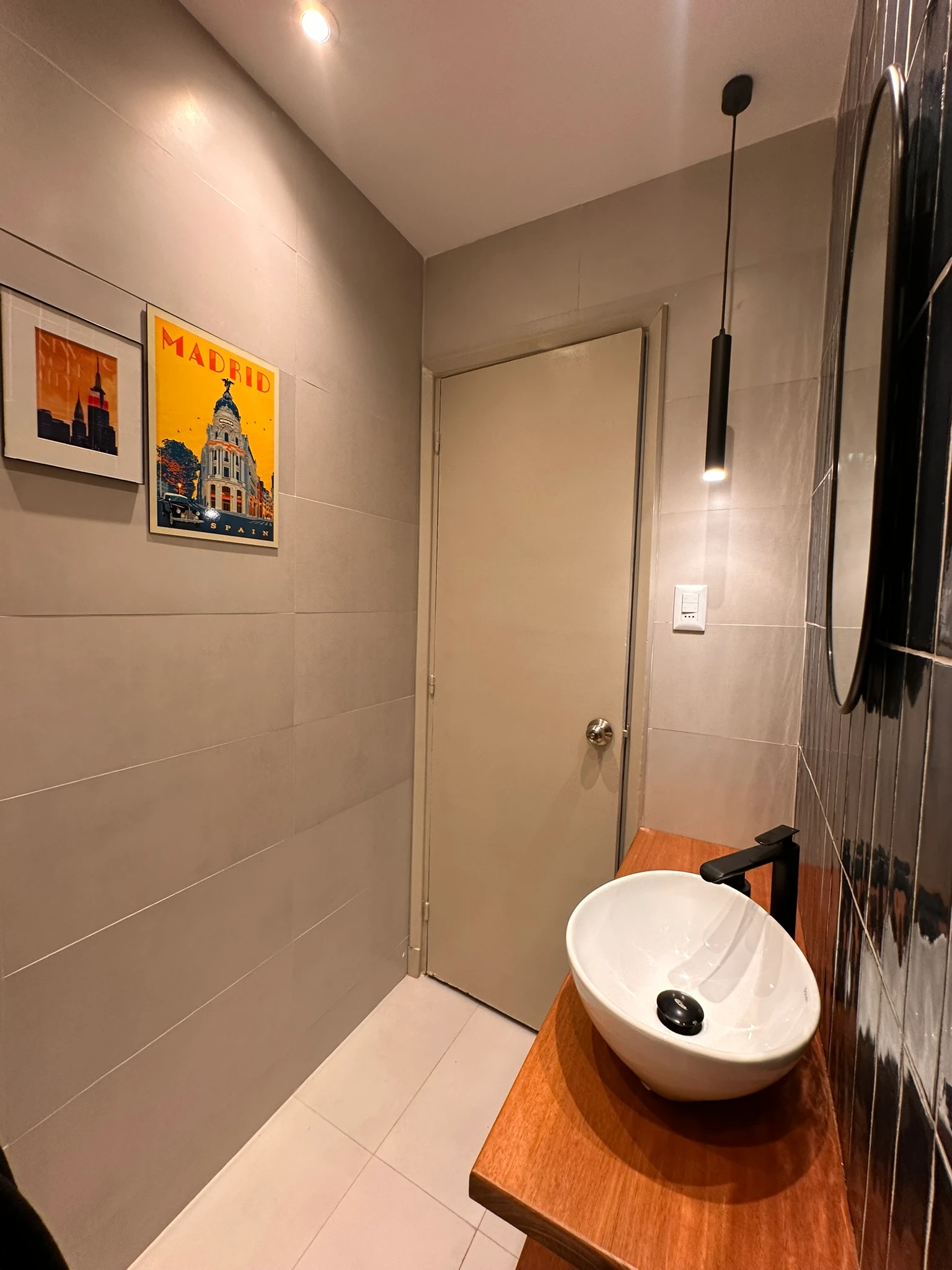 Baño Azul Profundo — imagen 10