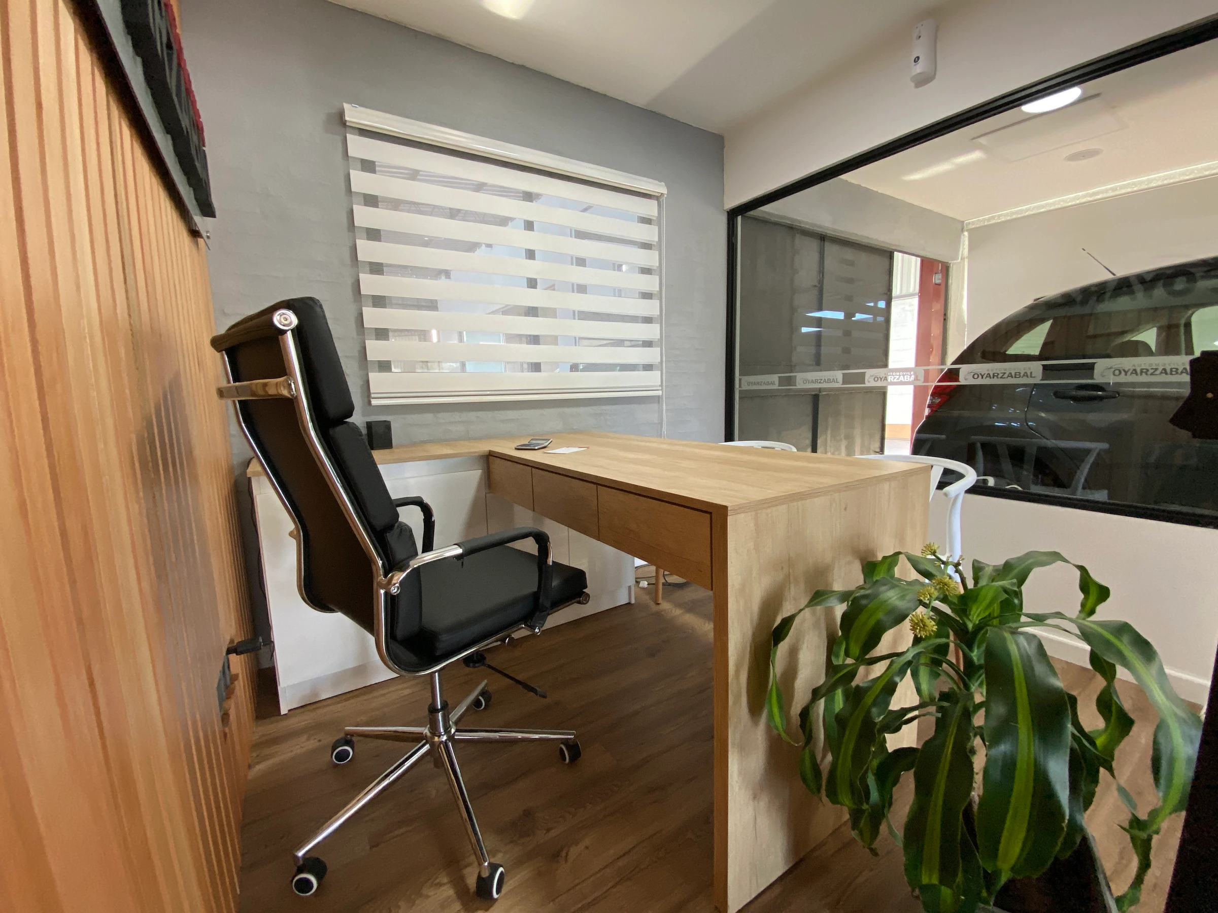 AUTOMOTORA OYARZABAL — imagen 6