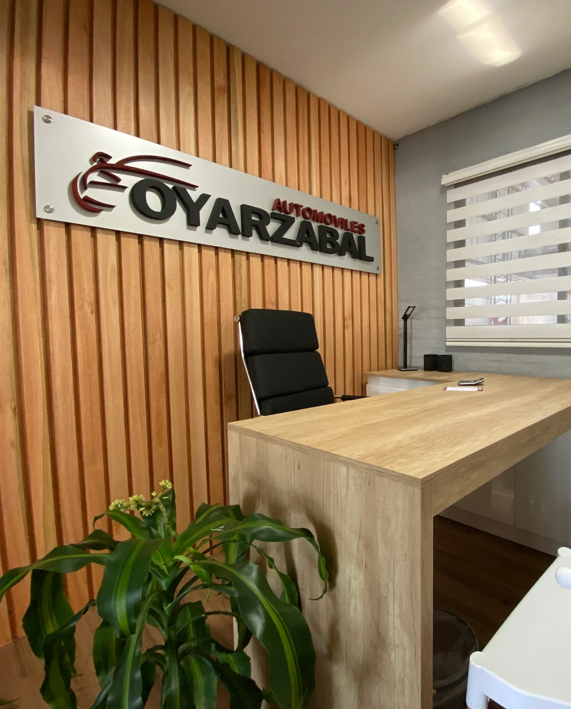 AUTOMOTORA OYARZABAL