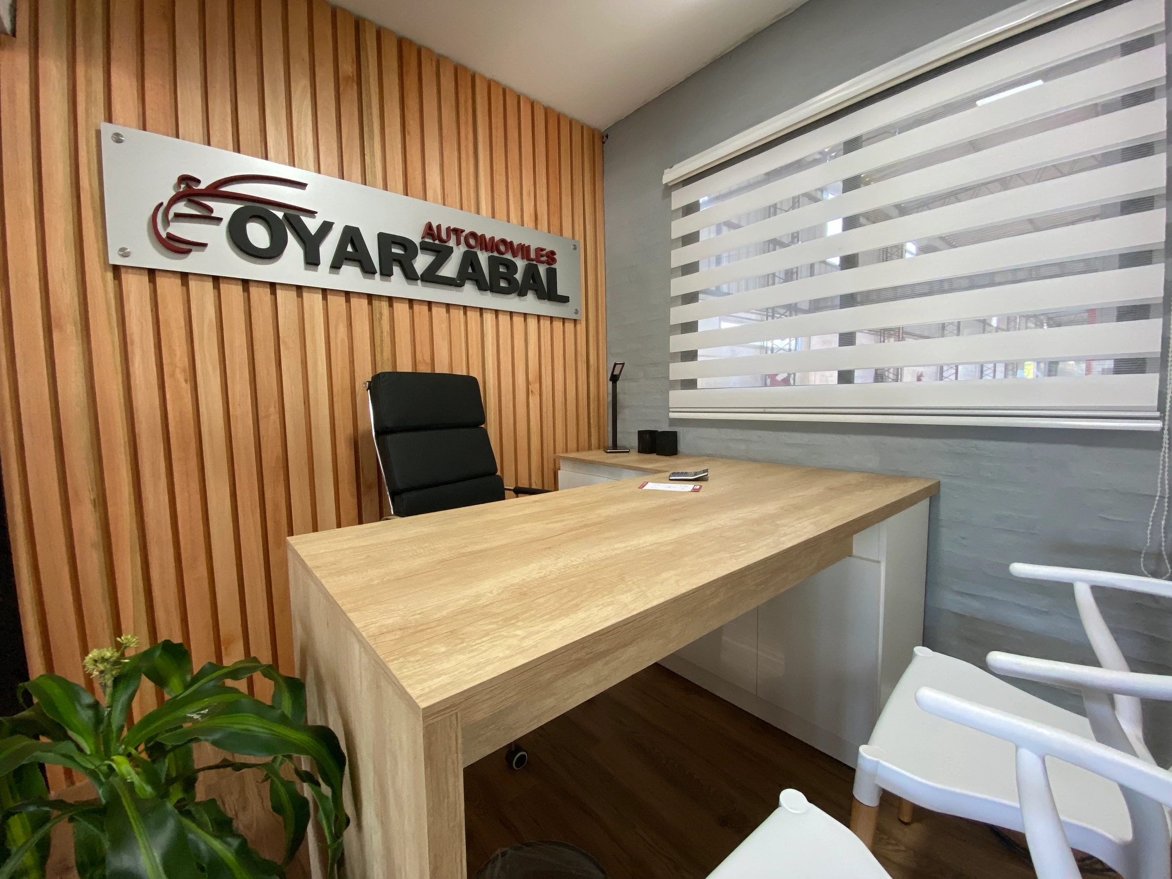 AUTOMOTORA OYARZABAL — imagen 3