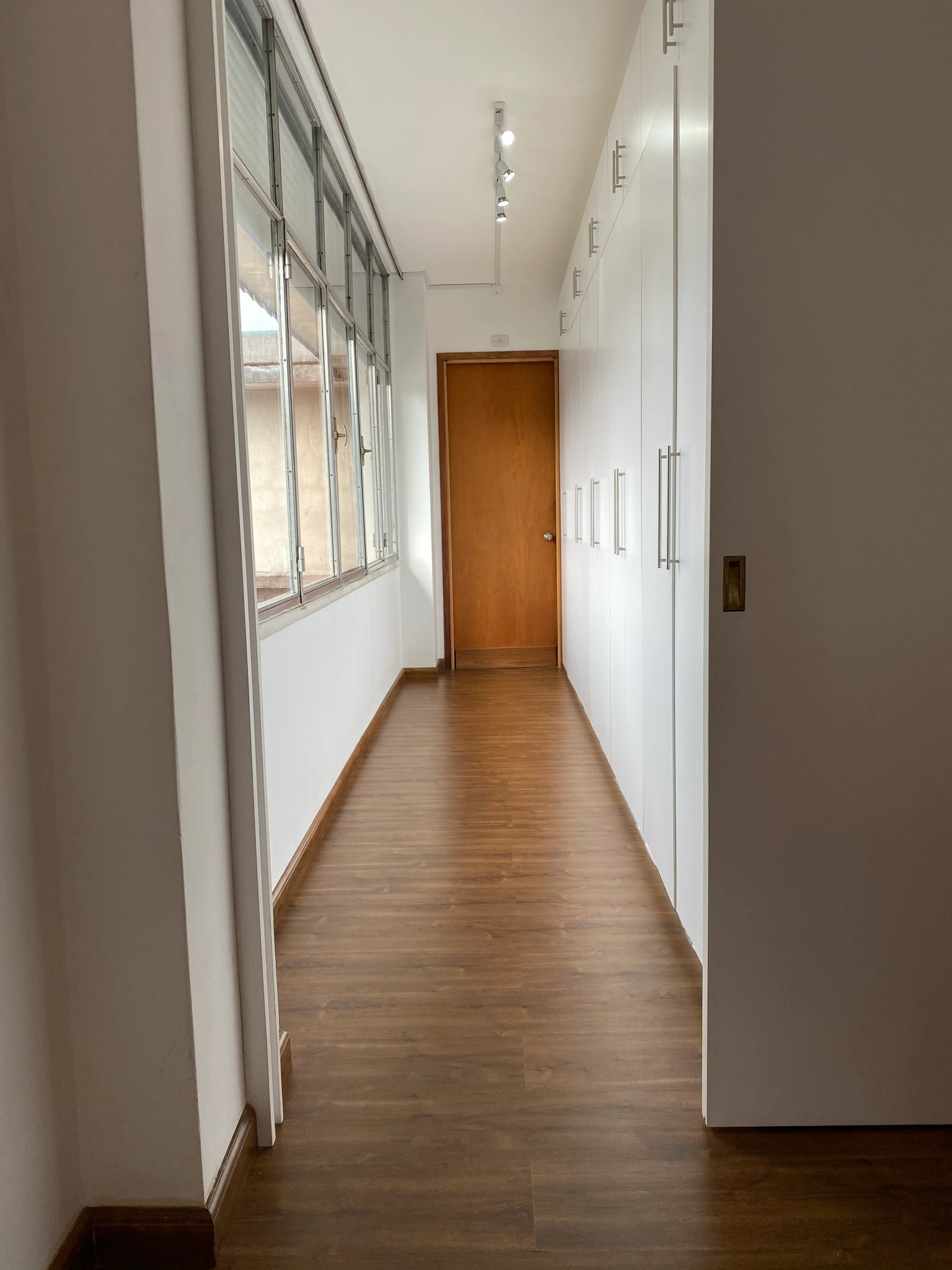 Vestidor Umbral — imagen 4